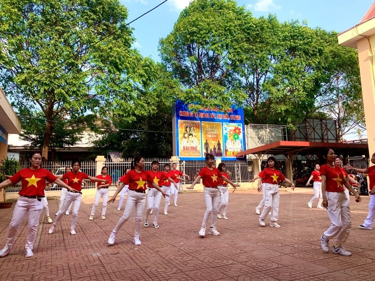 “Câu lạc bộ Phụ nữ khỏe - đẹp” của Hội Liên hiệp Phụ nữ phường Tân Tiến tổ chức nhảy dân vũ chào mừng kỷ niệm 134 ngày sinh Chủ tịch Hồ Chí Minh (19-5-1890 - 19-5-2024)